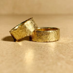 Trauring "Granit" - Gelbgold