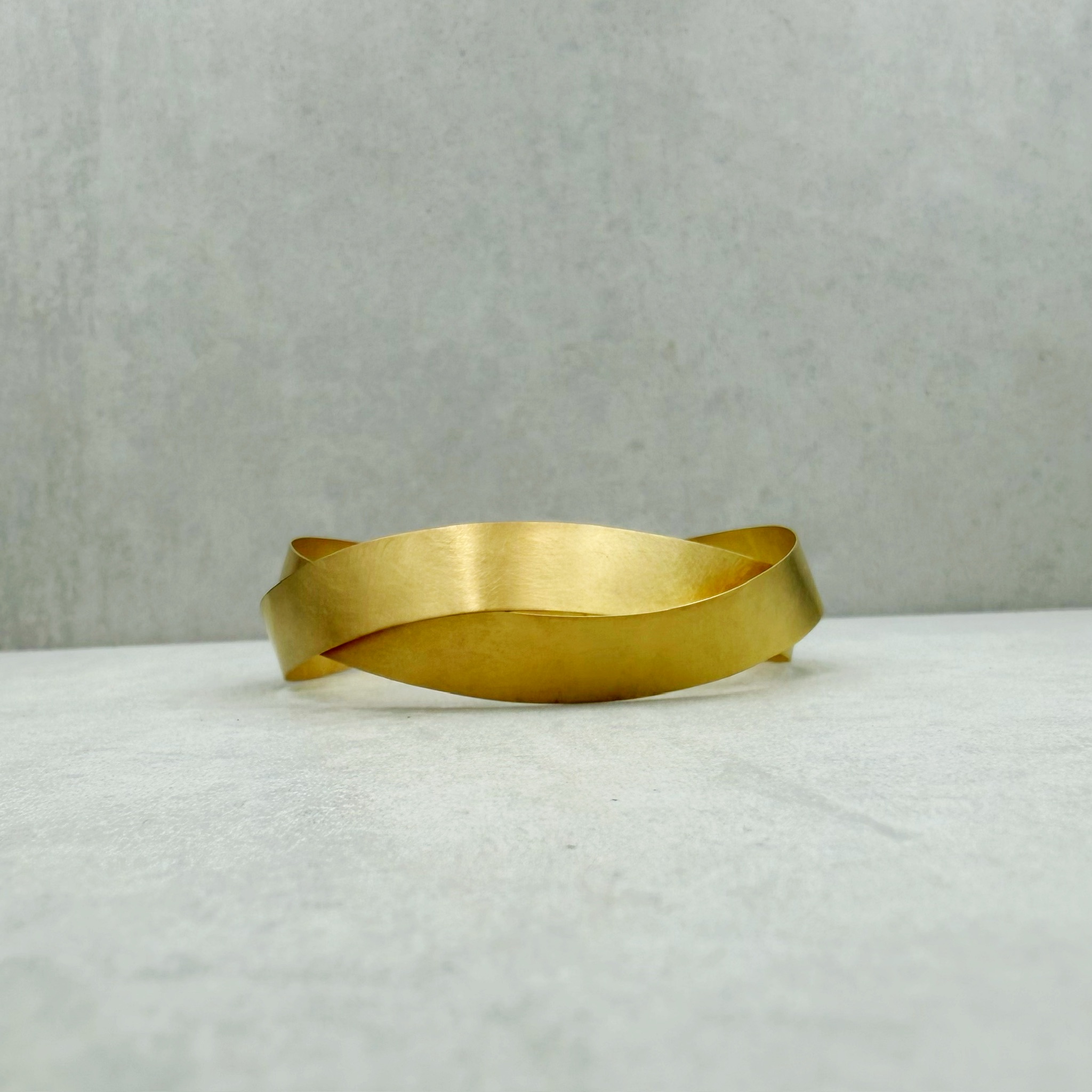 Geflochtener Gold Armreif – Bild 5