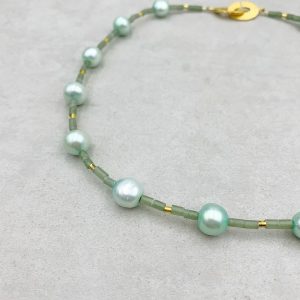 Collier Jade und Perlen