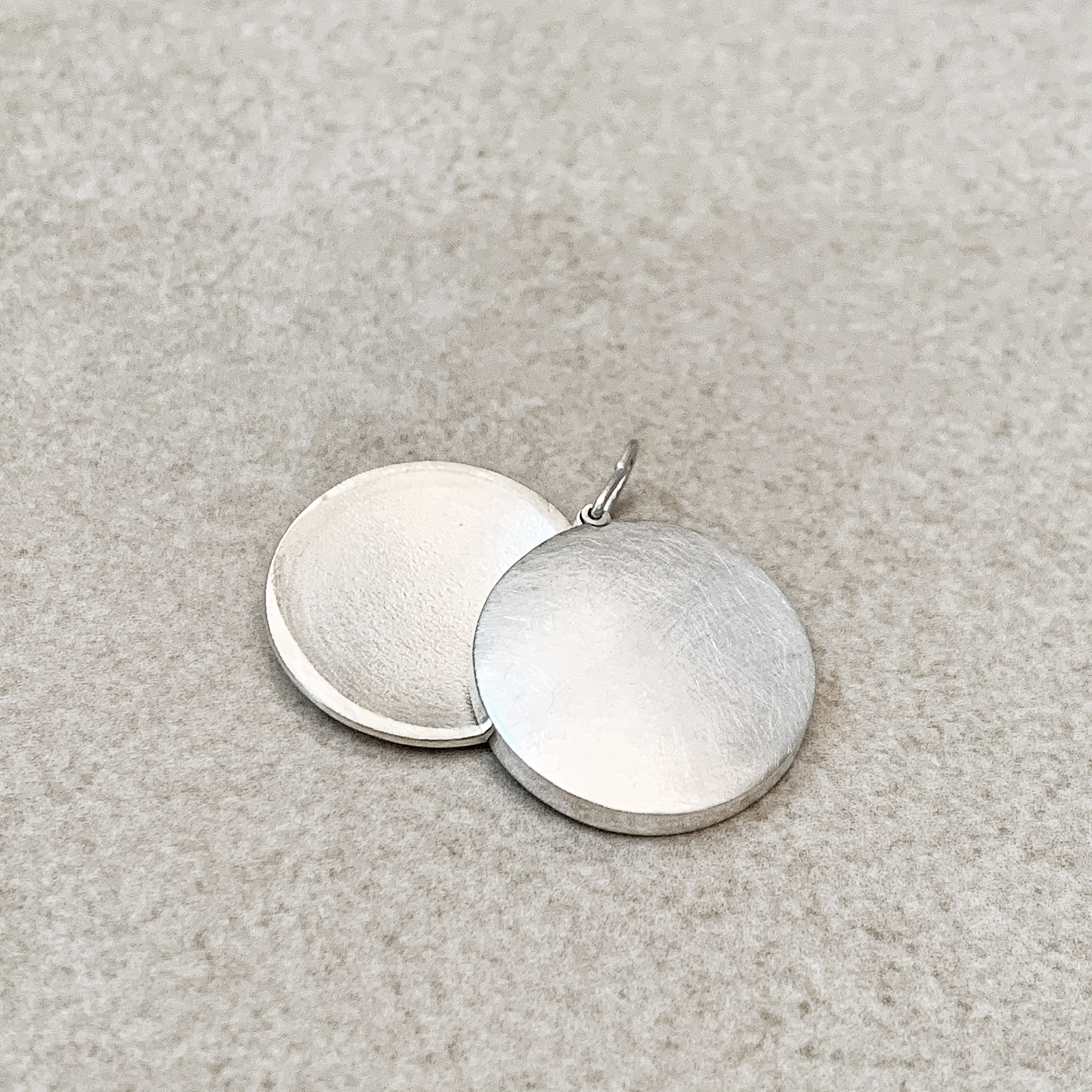 Weißgold Medaillon - "Struktur" – Bild 2