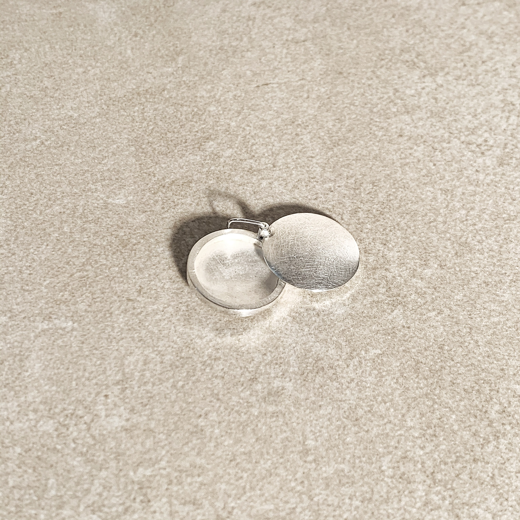 Weißgold Medaillon - "Eismatt" – Bild 5