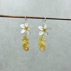 Frangipani - Seepferd Ohrhänger